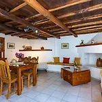 La Belle Merle Holiday home *